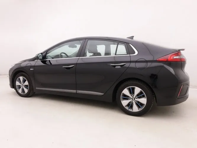 Hyundai Ioniq 1.6 GDi PHEV 26gr Hybrid Executive + GPS + Leder/Cuir + LED Lights Image 3